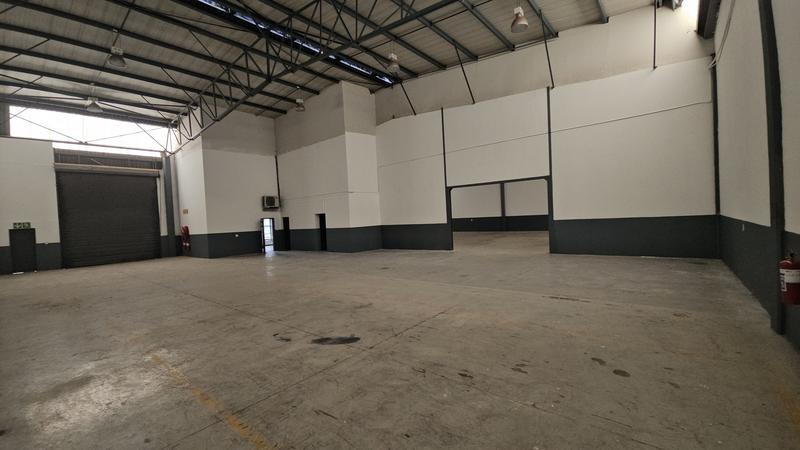 To Let Commercial Property for Rent in Randjespark Gauteng