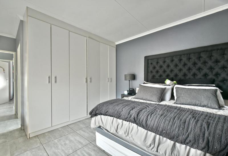 3 Bedroom Property for Sale in Wilgeheuwel Gauteng