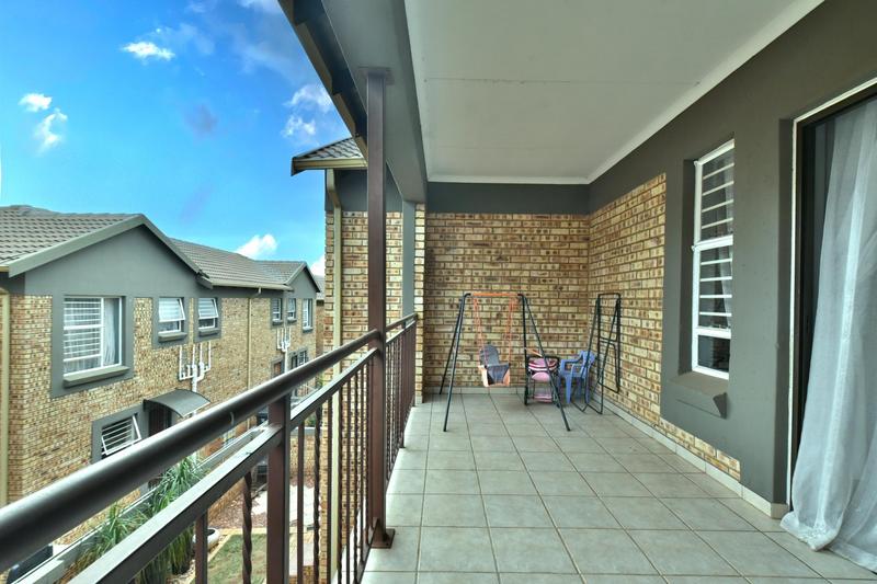3 Bedroom Property for Sale in Wilgeheuwel Gauteng