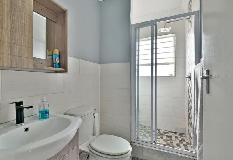 3 Bedroom Property for Sale in Wilgeheuwel Gauteng