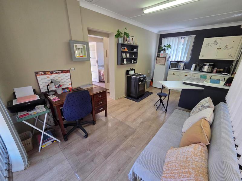 To Let 1 Bedroom Property for Rent in Menlo Park Gauteng