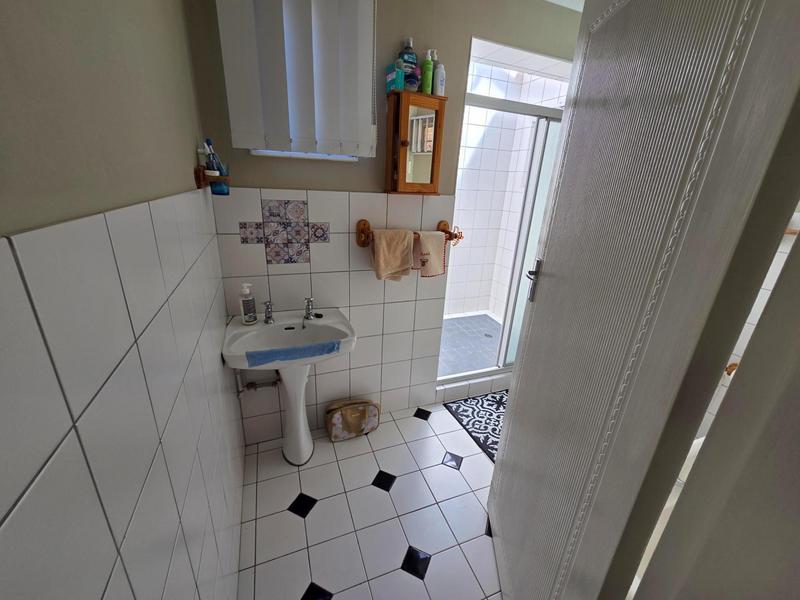 To Let 1 Bedroom Property for Rent in Menlo Park Gauteng