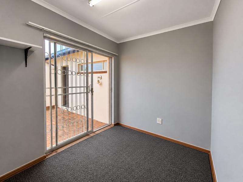 3 Bedroom Property for Sale in Rietvalleipark Gauteng
