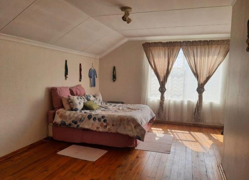 To Let 4 Bedroom Property for Rent in Pomona Gauteng