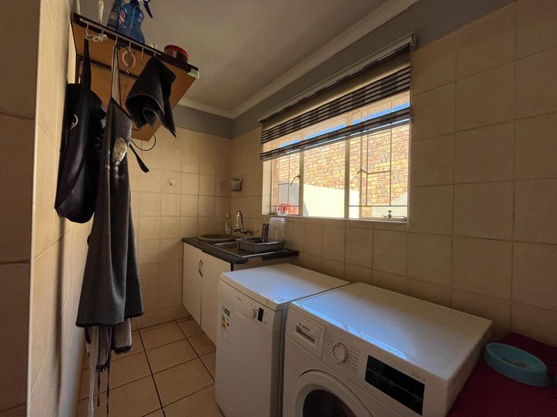To Let 3 Bedroom Property for Rent in Terenure Gauteng