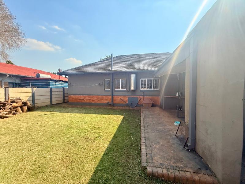 3 Bedroom Property for Sale in Vanderbijlpark CE 1 Gauteng