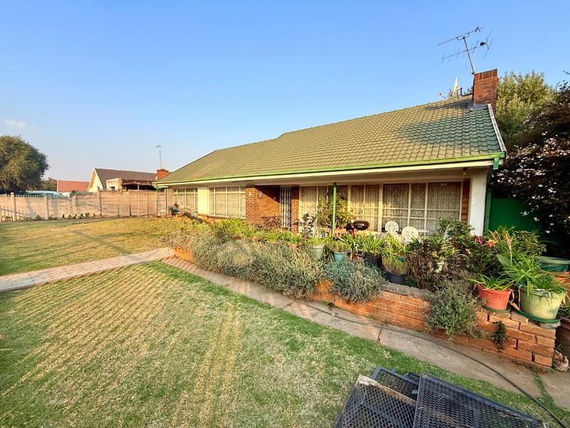 3 Bedroom Property for Sale in Vanderbijlpark SW 1 Gauteng