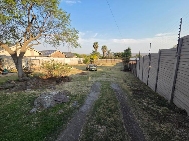 To Let 2 Bedroom Property for Rent in Erasmia Gauteng