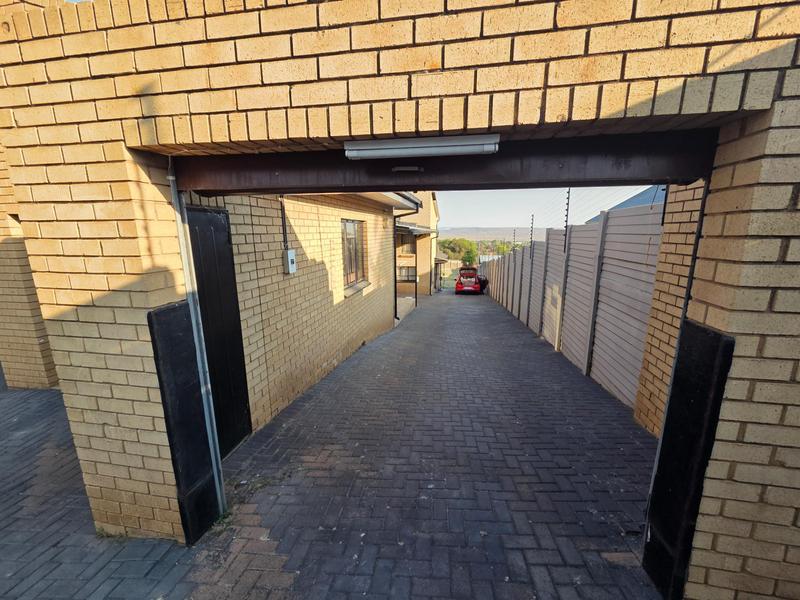 To Let 2 Bedroom Property for Rent in Erasmia Gauteng