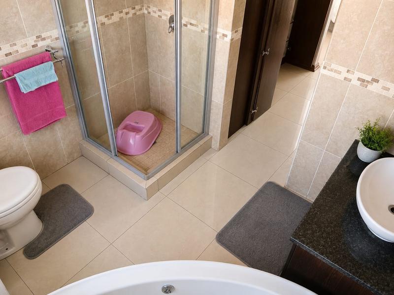 4 Bedroom Property for Sale in Thatchfield Gauteng
