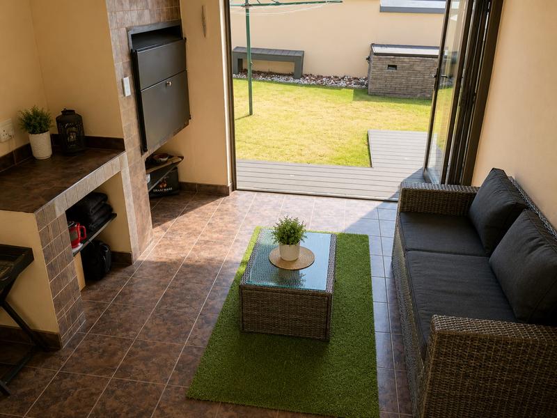 4 Bedroom Property for Sale in Thatchfield Gauteng
