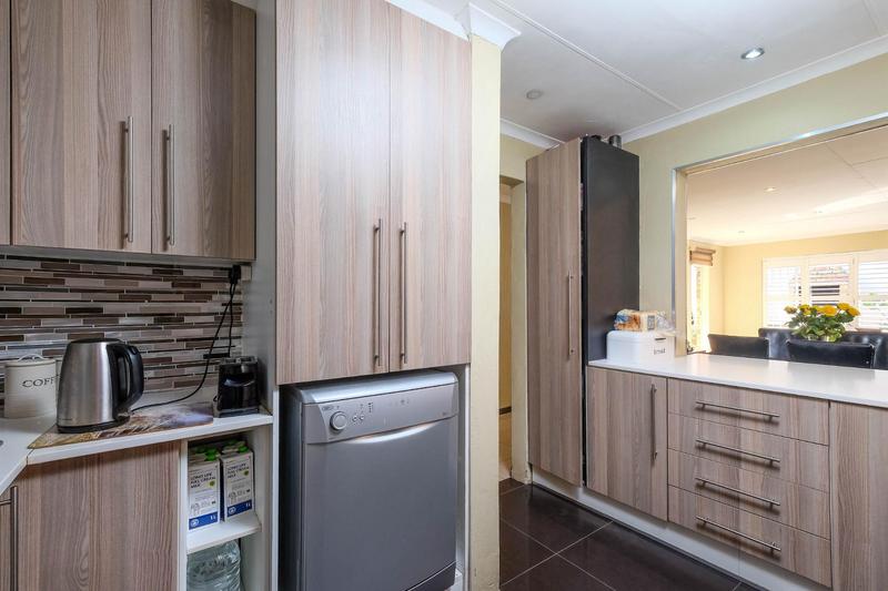 3 Bedroom Property for Sale in Florida Glen Gauteng