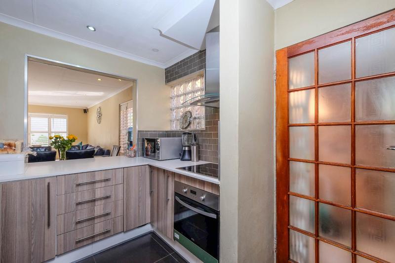 3 Bedroom Property for Sale in Florida Glen Gauteng