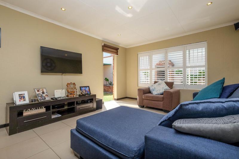 3 Bedroom Property for Sale in Florida Glen Gauteng