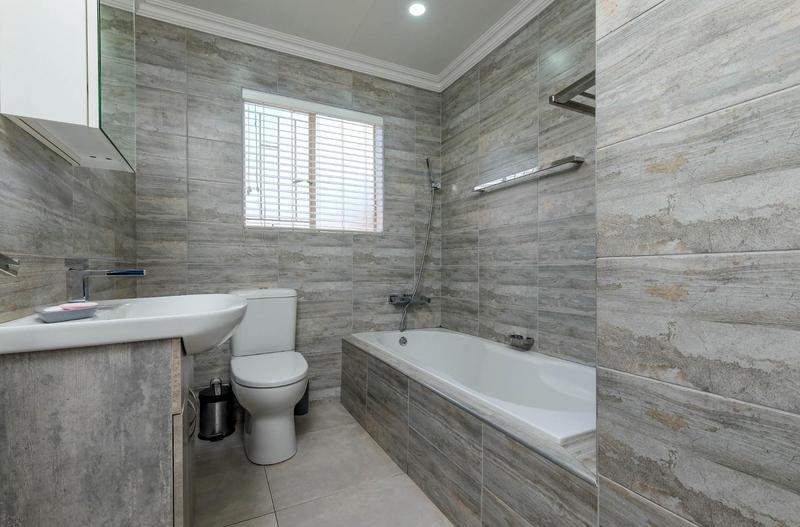 3 Bedroom Property for Sale in Florida Glen Gauteng