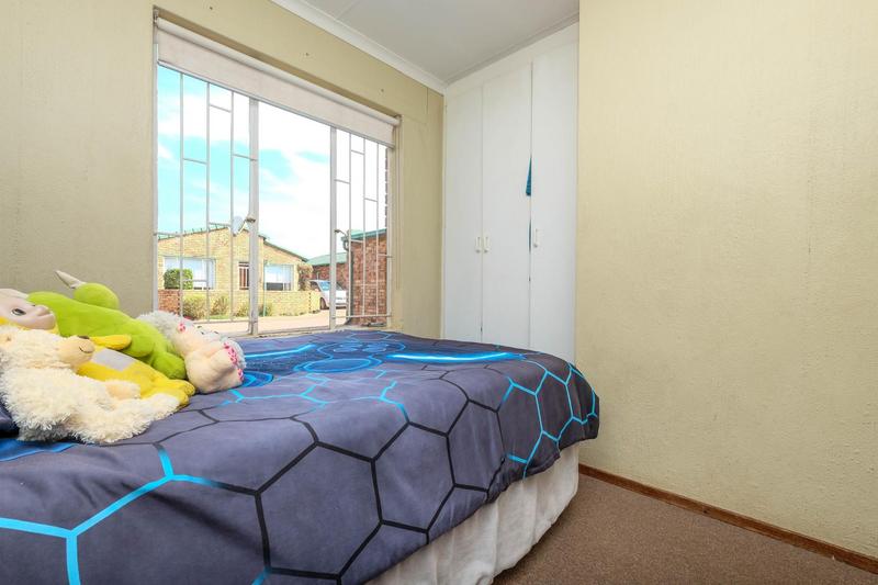 3 Bedroom Property for Sale in Florida Glen Gauteng