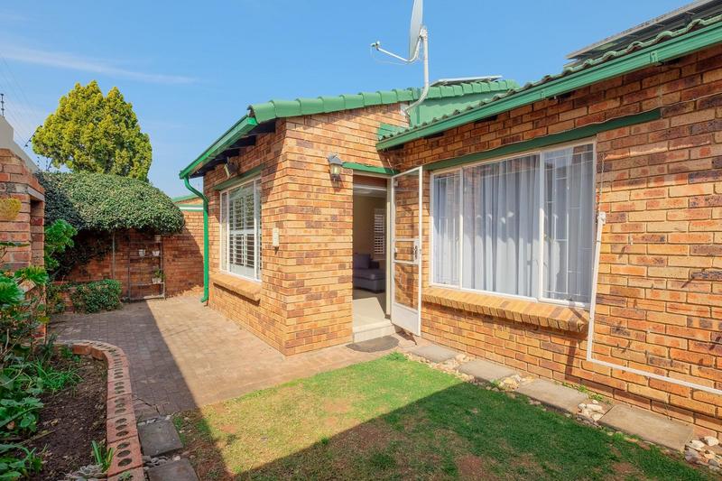 3 Bedroom Property for Sale in Florida Glen Gauteng