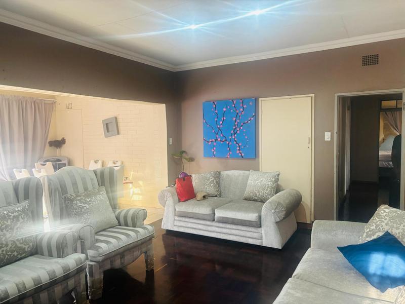 To Let 3 Bedroom Property for Rent in Creswell Park Gauteng