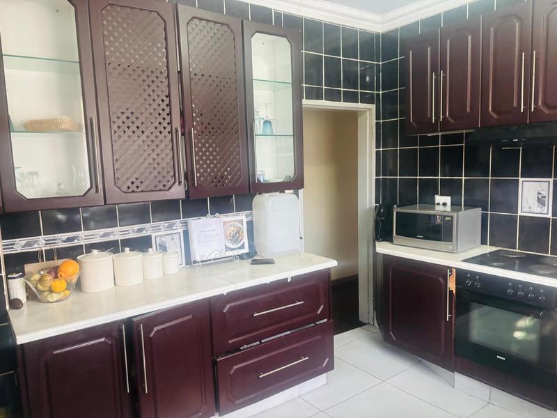 To Let 3 Bedroom Property for Rent in Creswell Park Gauteng