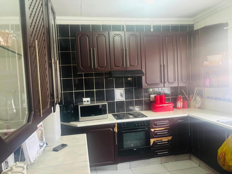 To Let 3 Bedroom Property for Rent in Creswell Park Gauteng