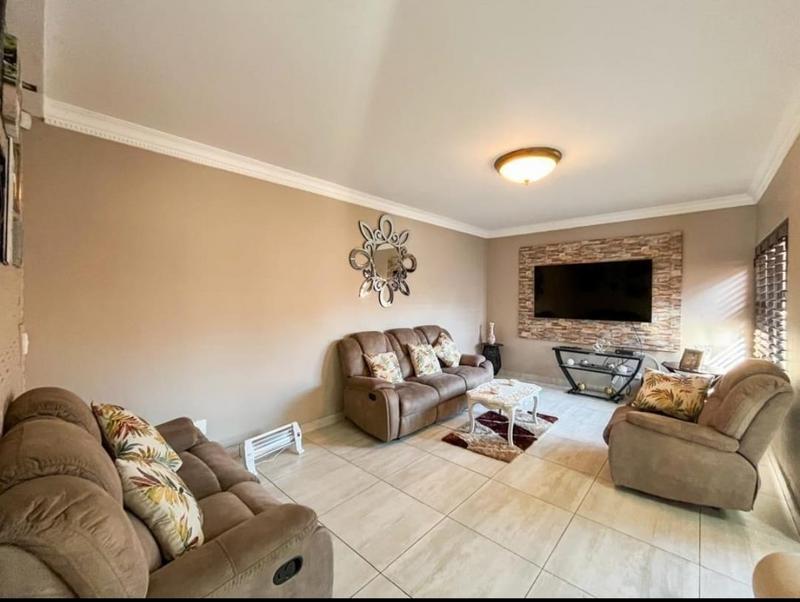 4 Bedroom Property for Sale in Bartlett Gauteng