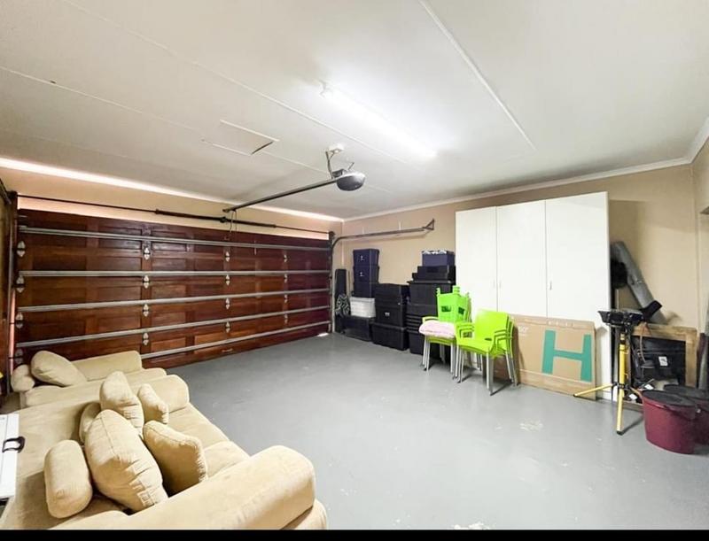 4 Bedroom Property for Sale in Bartlett Gauteng