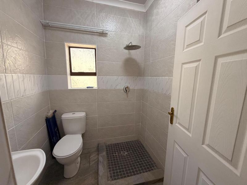 5 Bedroom Property for Sale in Three Rivers Gauteng