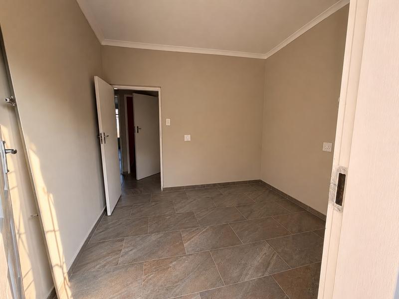 5 Bedroom Property for Sale in Three Rivers Gauteng