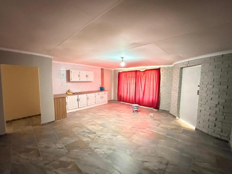 5 Bedroom Property for Sale in Three Rivers Gauteng