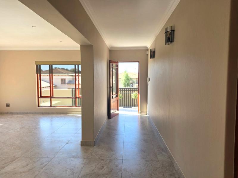 To Let 3 Bedroom Property for Rent in Chancliff Ridge Gauteng