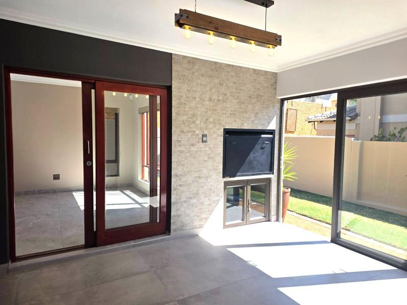 To Let 3 Bedroom Property for Rent in Chancliff Ridge Gauteng