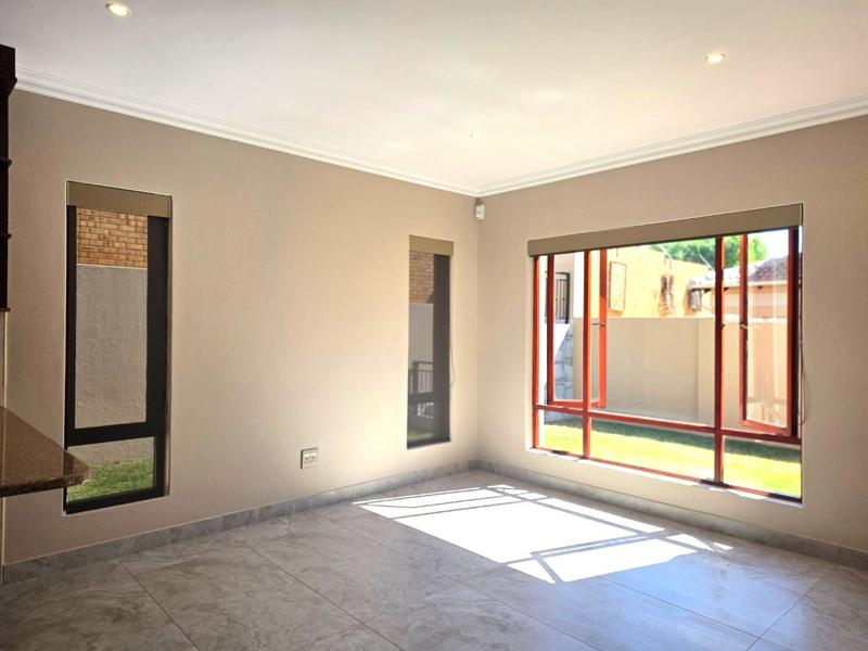 To Let 3 Bedroom Property for Rent in Chancliff Ridge Gauteng