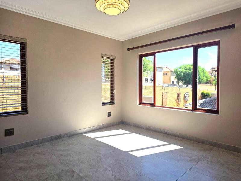To Let 3 Bedroom Property for Rent in Chancliff Ridge Gauteng