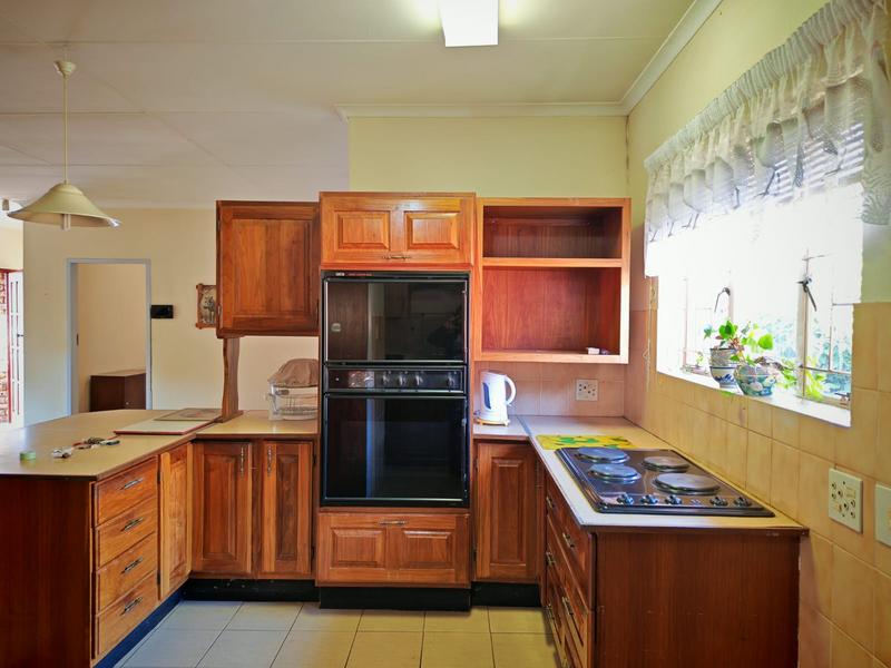 To Let 4 Bedroom Property for Rent in Florauna Gauteng