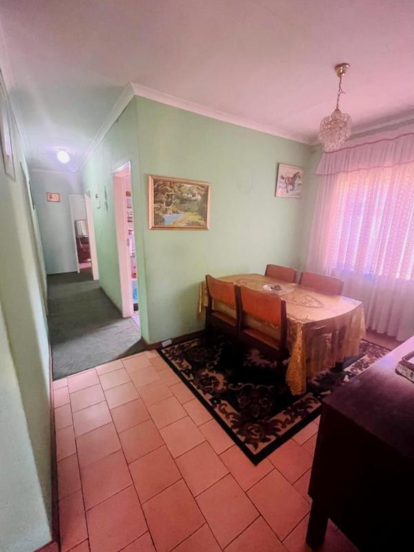 3 Bedroom Property for Sale in Protea North Gauteng
