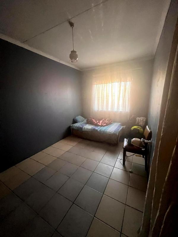 3 Bedroom Property for Sale in Protea North Gauteng