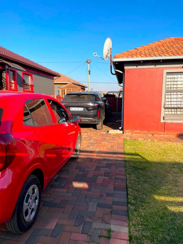 3 Bedroom Property for Sale in Witpoortjie Gauteng