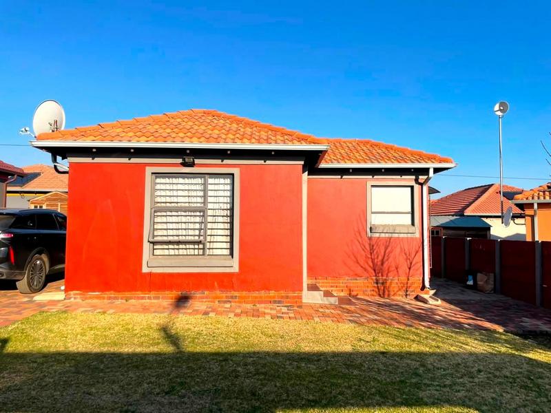 3 Bedroom Property for Sale in Witpoortjie Gauteng