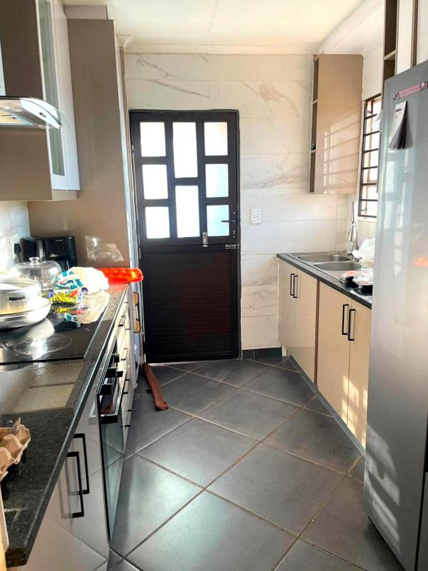 3 Bedroom Property for Sale in Witpoortjie Gauteng