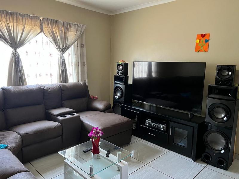 2 Bedroom Property for Sale in Salfin Gauteng