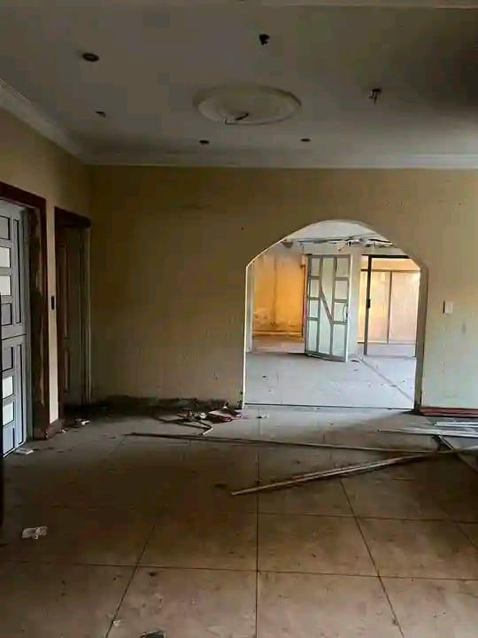 7 Bedroom Property for Sale in Spruit View Gauteng