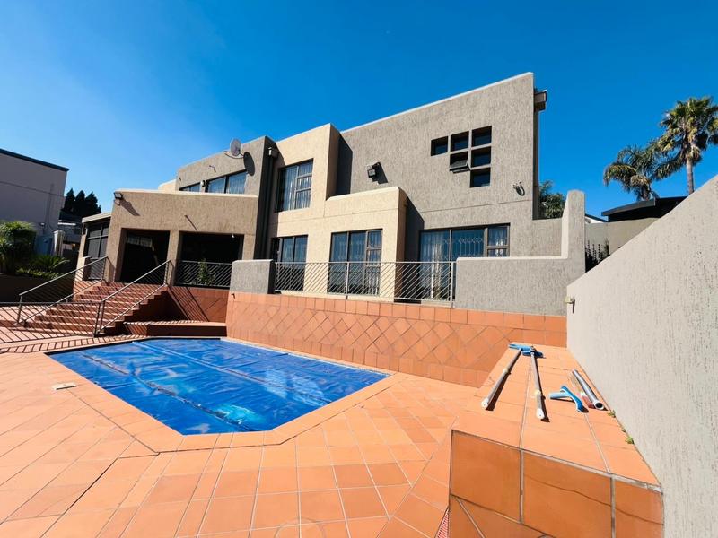 4 Bedroom Property for Sale in Bassonia Gauteng
