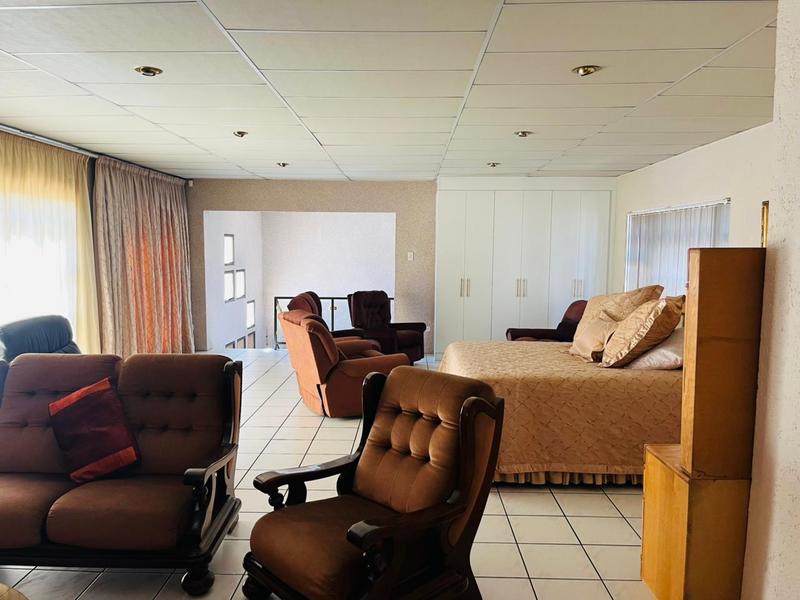 4 Bedroom Property for Sale in Bassonia Gauteng