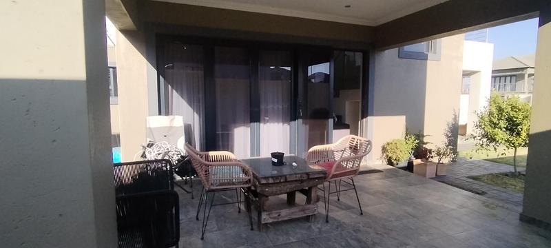 To Let 4 Bedroom Property for Rent in Wildtuinpark Gauteng