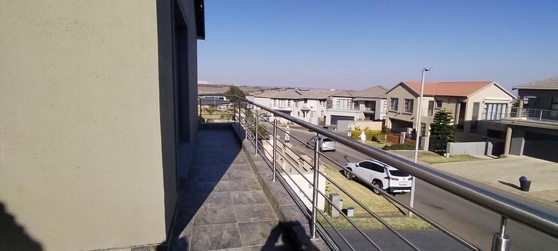 To Let 4 Bedroom Property for Rent in Wildtuinpark Gauteng