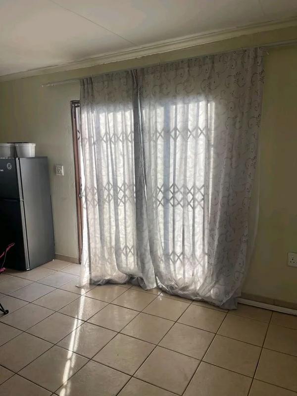 To Let 2 Bedroom Property for Rent in Windmill Park Gauteng