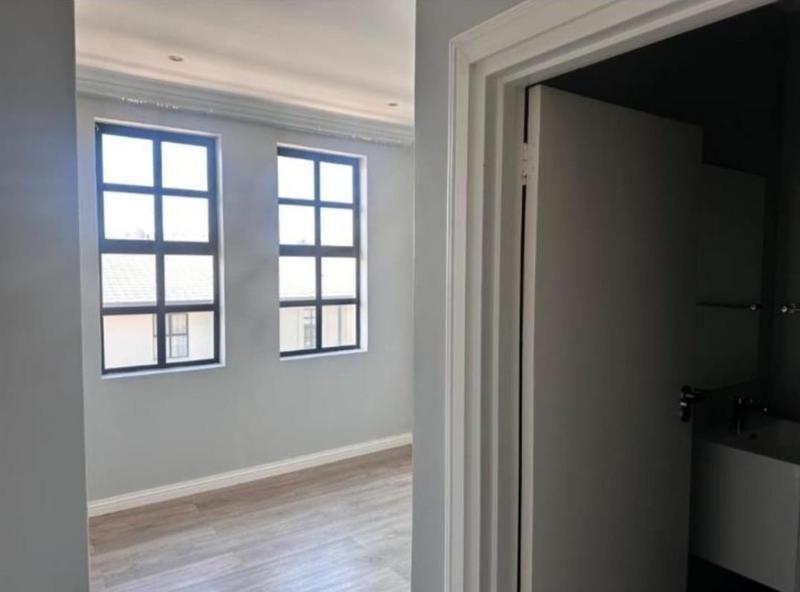 To Let 3 Bedroom Property for Rent in Bryanston Gauteng