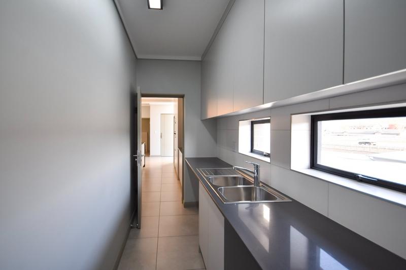 To Let 3 Bedroom Property for Rent in Midstream Estate Gauteng