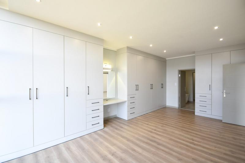 To Let 3 Bedroom Property for Rent in Midstream Estate Gauteng