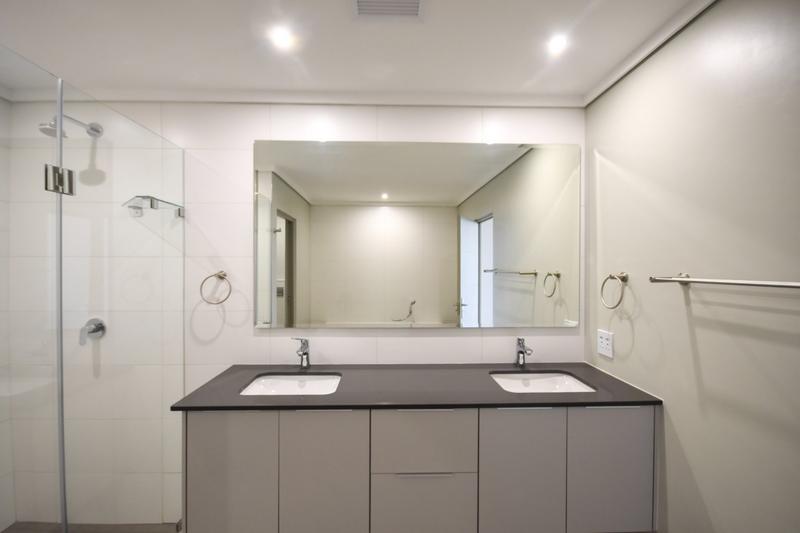 To Let 3 Bedroom Property for Rent in Midstream Estate Gauteng